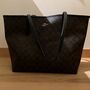 COACH Tote Bag!